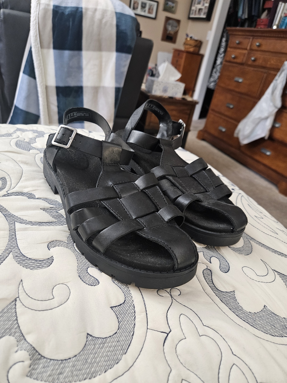 Clarks Black Woven Leather Sandals